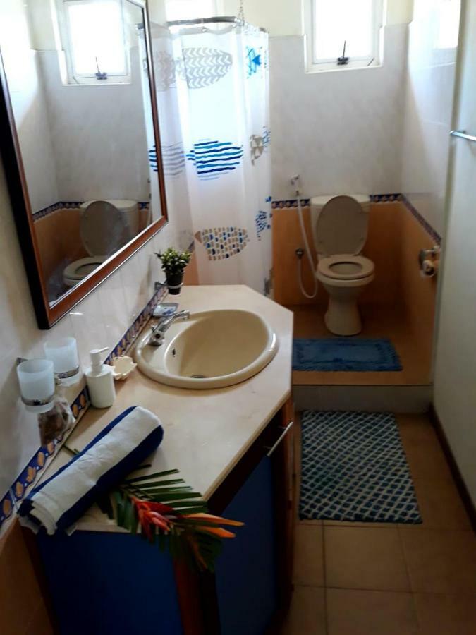 Pereybere Marlin Studio Apartment Pereybere Beach Exterior photo